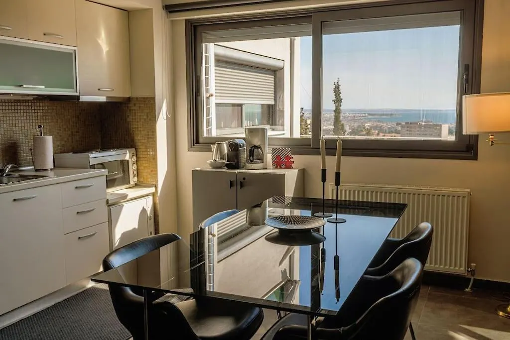 The Grapiti - Spectacular View Spacious Apartment Selanik